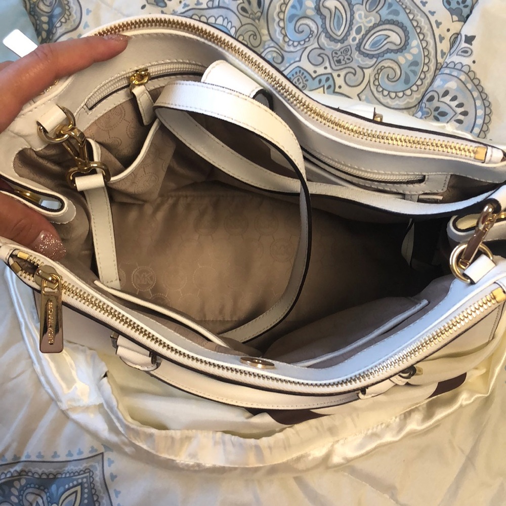 Bag - Picture 3 of 3